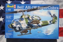 Revell 04943 Bell AH-1W Super Cobra